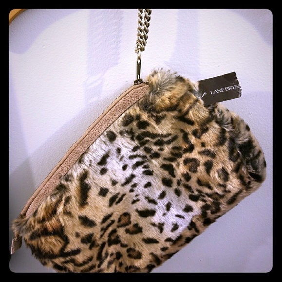 Leopard Clutch - Picture 1 of 1